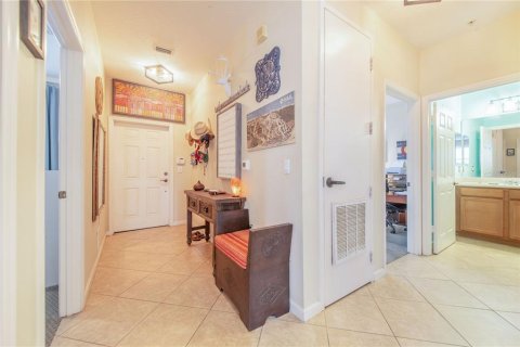 Condo in Orlando, Florida, 3 bedrooms № 2280254 - photo 8