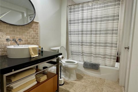 Купить кондоминиум в Майами-Бич, Флорида 2 спальни, 157.93м2, № 1995927 - фото 6