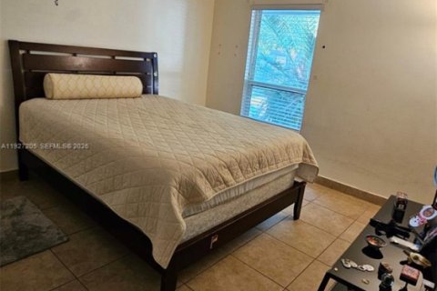 Adosado en venta en Hollywood, Florida, 4 dormitorios № 2062072 - foto 14