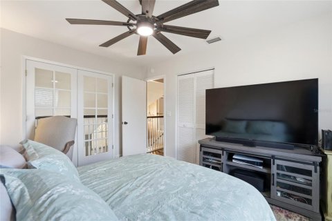 Villa ou maison à vendre à Tampa, Floride: 4 chambres, 212.65 m2 № 2106174 - photo 25