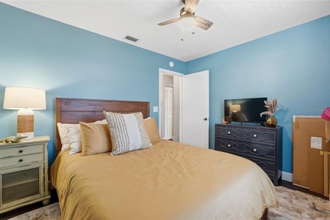 Villa ou maison à vendre à Tampa, Floride: 4 chambres, 212.65 m2 № 2106174 - photo 26