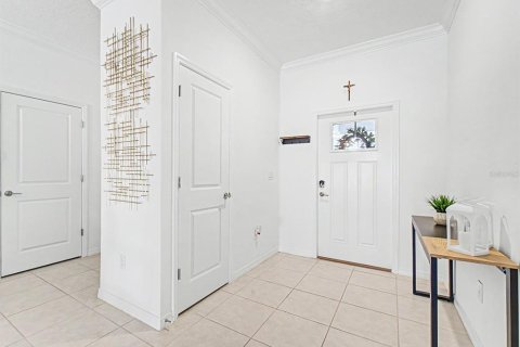 Townhouse in Zephyrhills, Florida 3 bedrooms, 151.8 sq.m. № 2373025 - photo 8