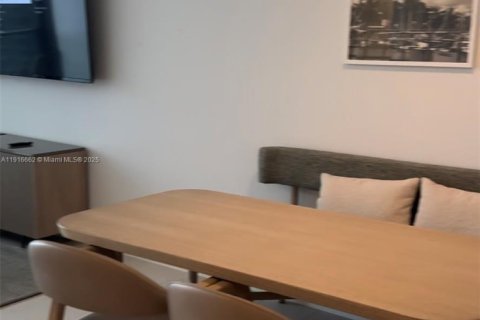 Condominio en venta en Miami, Florida, 1 dormitorio, 55.56 m2 № 1974755 - foto 5