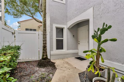 Casa en venta en Weston, Florida, 5 dormitorios, 157.19 m2 № 1963264 - foto 5