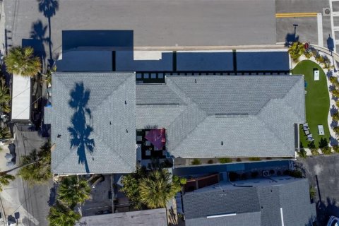 Commercial property in Treasure Island, Florida 7 bedrooms, 224.45 sq.m. № 2222443 - photo 14