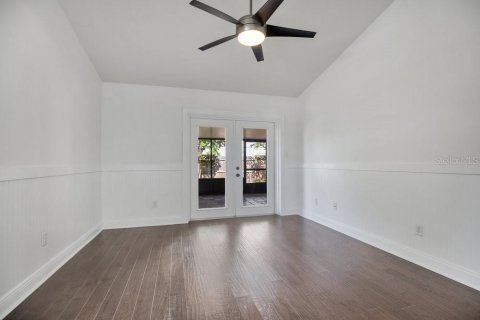 House in Orlando, Florida 3 bedrooms, 152.36 sq.m. № 1884861 - photo 16