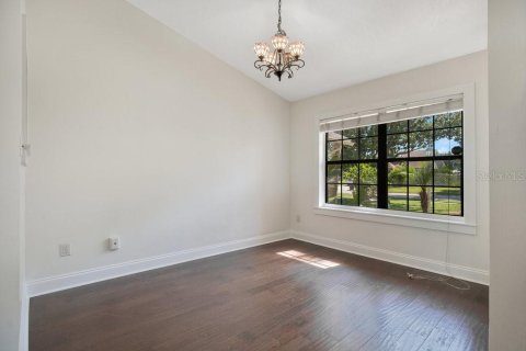 House in Orlando, Florida 3 bedrooms, 152.36 sq.m. № 1884861 - photo 12