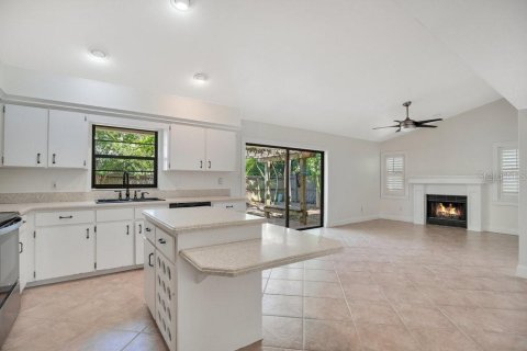 House in Orlando, Florida 3 bedrooms, 152.36 sq.m. № 1884861 - photo 10