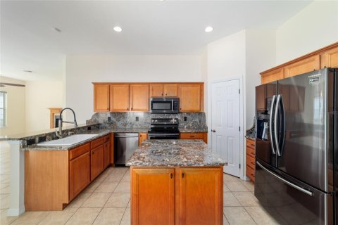 House in Ocala, Florida 3 bedrooms, 185.34 sq.m. № 1879192 - photo 6