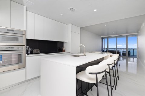 Купить кондоминиум в Майами, Флорида 2 спальни, 143.26м2, № 2054634 - фото 7