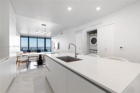 Купить кондоминиум в Майами, Флорида 2 спальни, 143.26м2, № 2054634 - фото 9