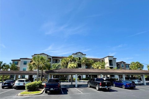 Condominio en alquiler en Bradenton, Florida, 2 dormitorios, 104.14 m2 № 1853211 - foto 2