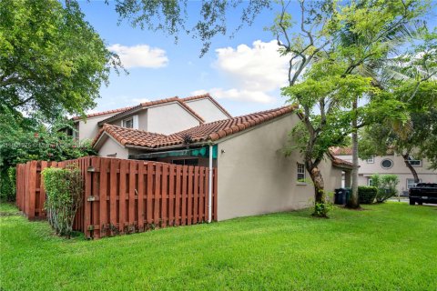 Townhouse in Miami, Florida 3 bedrooms, 99.41 sq.m. № 1944004 - photo 18