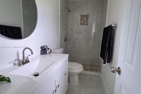 Villa ou maison à vendre à Miami Gardens, Floride: 3 chambres, 136.19 m2 № 2088403 - photo 15