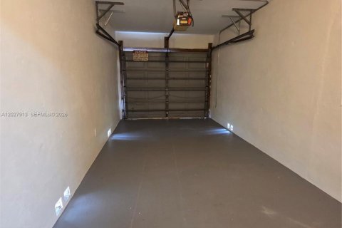 Villa ou maison à vendre à Miami Gardens, Floride: 3 chambres, 136.19 m2 № 2088403 - photo 22