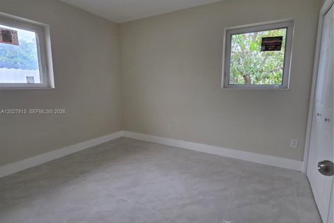Villa ou maison à vendre à Miami Gardens, Floride: 3 chambres, 136.19 m2 № 2088403 - photo 13