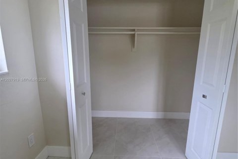 Villa ou maison à vendre à Miami Gardens, Floride: 3 chambres, 136.19 m2 № 2088403 - photo 17
