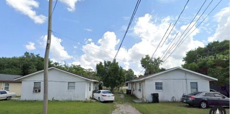 Immobilier commercial à Orlando, Floride 8 chambres, 260.87 m2 № 1570954