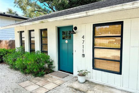 Immobilier commercial à Sarasota, Floride 1 chambre, 157.56 m2 № 2415110