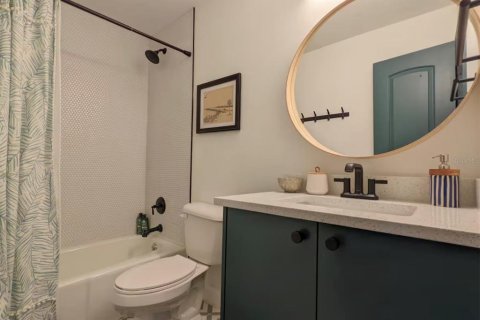 Immobilier commercial à vendre à Sarasota, Floride: 1 chambre, 157.56 m2 № 2415110 - photo 9