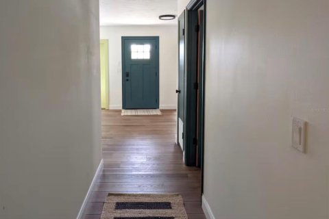 Immobilier commercial à vendre à Sarasota, Floride: 1 chambre, 157.56 m2 № 2415110 - photo 11