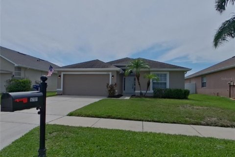 House in Land O' Lakes, Florida 3 bedrooms, 129.51 sq.m. № 1910125 - photo 1