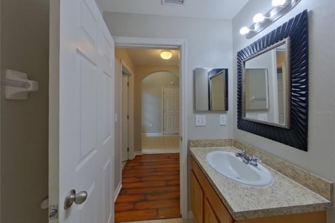 House in Land O' Lakes, Florida 3 bedrooms, 129.51 sq.m. № 1910125 - photo 11