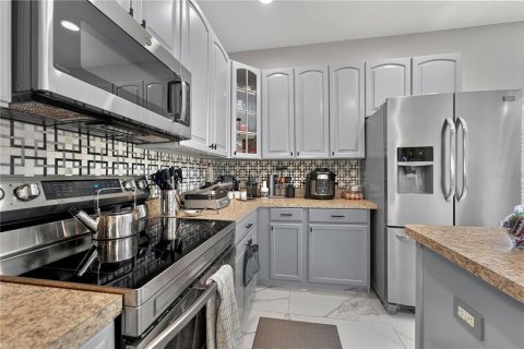 Townhouse in Orlando, Florida 3 bedrooms, 127.74 sq.m. № 2394244 - photo 11