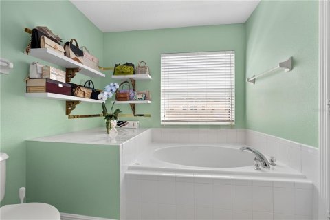 Townhouse in Orlando, Florida 3 bedrooms, 127.74 sq.m. № 2394244 - photo 19