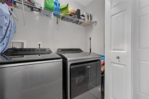 Townhouse in Orlando, Florida 3 bedrooms, 127.74 sq.m. № 2394244 - photo 14