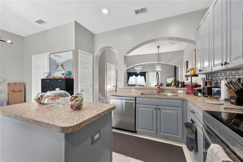 Townhouse in Orlando, Florida 3 bedrooms, 127.74 sq.m. № 2394244 - photo 13