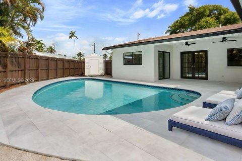 Villa ou maison à vendre à Oakland Park, Floride: 4 chambres, 155.8 m2 № 2050432 - photo 2