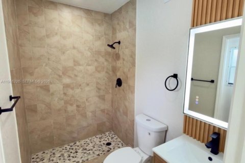 Villa ou maison à vendre à Oakland Park, Floride: 4 chambres, 155.8 m2 № 2050432 - photo 5