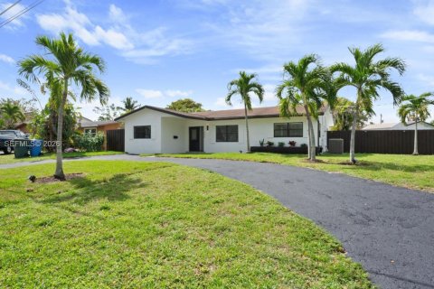 Villa ou maison à vendre à Oakland Park, Floride: 4 chambres, 155.8 m2 № 2050432 - photo 9