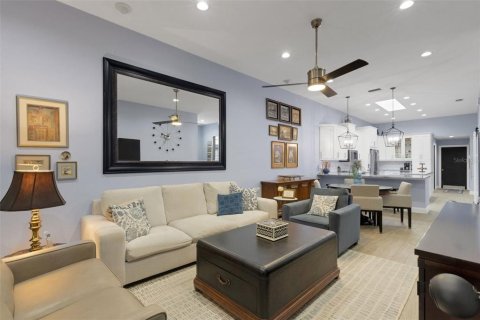 Casa en venta en Palm Harbor, Florida, 3 dormitorios, 154.22 m2 № 1717780 - foto 9