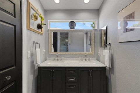 Casa en venta en Palm Harbor, Florida, 3 dormitorios, 154.22 m2 № 1717780 - foto 30