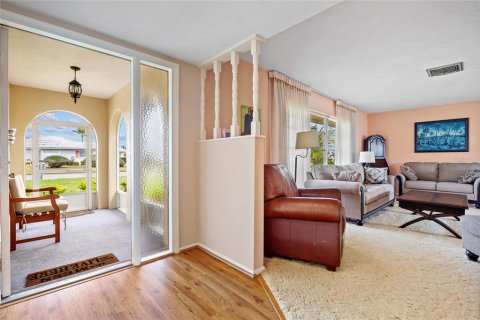House in Venice, Florida 2 bedrooms, 173.17 sq.m. № 1545324 - photo 4