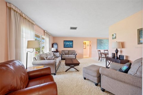 House in Venice, Florida 2 bedrooms, 173.17 sq.m. № 1545324 - photo 6