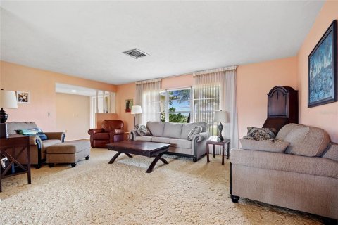 House in Venice, Florida 2 bedrooms, 173.17 sq.m. № 1545324 - photo 8