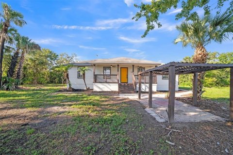 House in Okeechobee, Florida 4 bedrooms, 190.36 sq.m. № 1770897 - photo 27