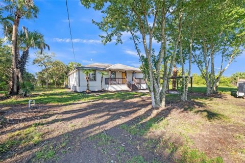 House in Okeechobee, Florida 4 bedrooms, 190.36 sq.m. № 1770897 - photo 28