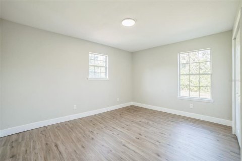 House in Okeechobee, Florida 4 bedrooms, 190.36 sq.m. № 1770897 - photo 22
