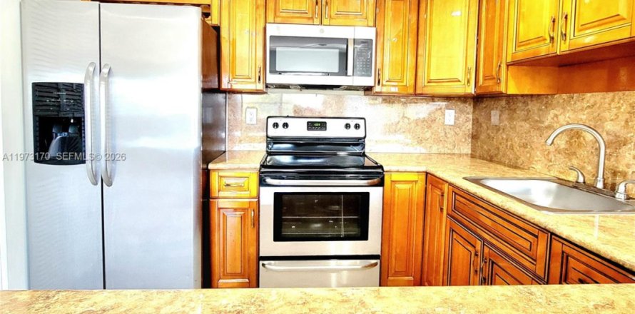 Condo à Miami, Floride, 2 chambres  № 2033240