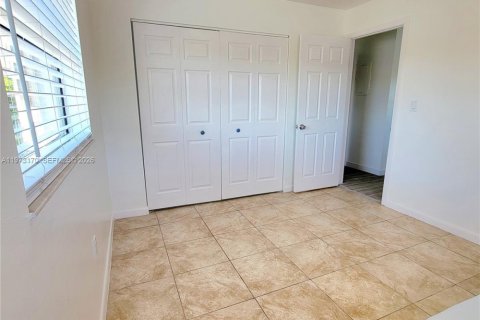 Copropriété à louer à Miami, Floride: 2 chambres, 79.52 m2 № 2033240 - photo 17