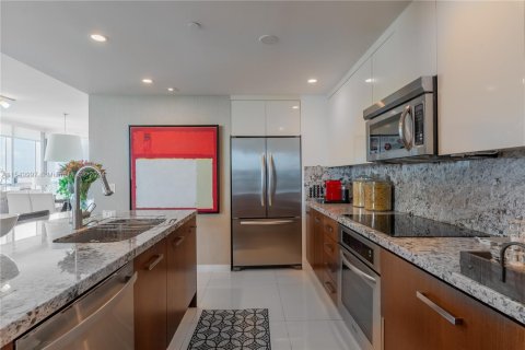 Condominio en venta en North Bay Village, Florida, 3 dormitorios, 177.44 m2 № 1860787 - foto 6