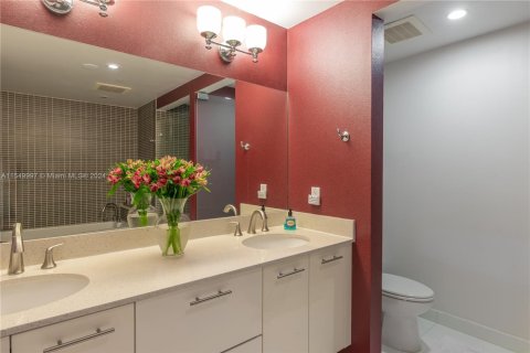 Condominio en venta en North Bay Village, Florida, 3 dormitorios, 177.44 m2 № 1860787 - foto 22