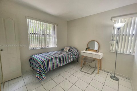 Copropriété à vendre à Miami, Floride: 2 chambres, 71.53 m2 № 1949731 - photo 6