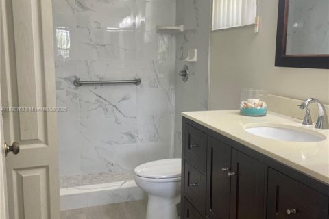 Copropriété à vendre à Miami, Floride: 2 chambres, 71.53 m2 № 1949731 - photo 11