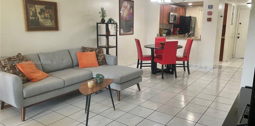 Condo à Miami, Floride, 2 chambres № 1949731