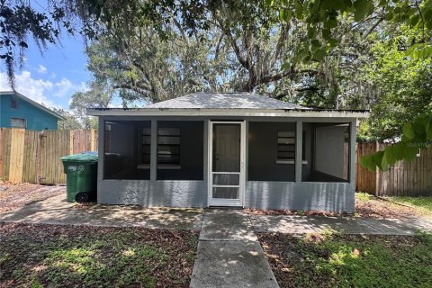 House in Tampa, Florida 3 bedrooms, 92.9 sq.m. № 1834974 - photo 1